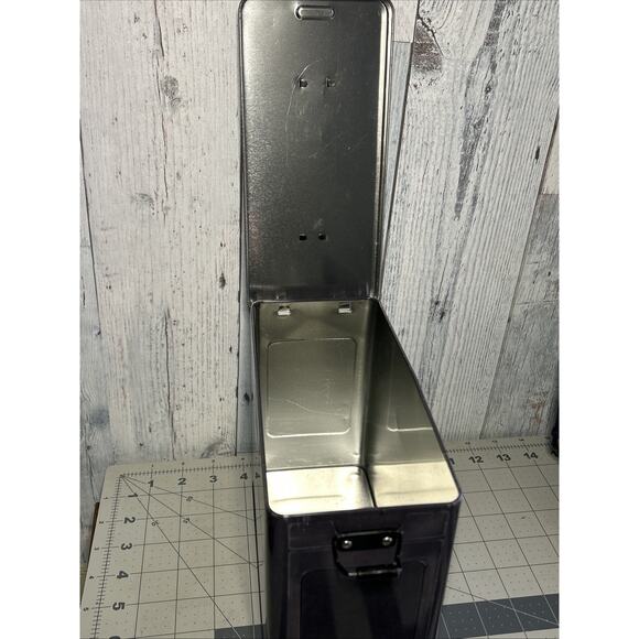 Microsoft Xbox Halo 5 Guardians UNSC Tin Ammo/Lunch Box Loot Crate by The Coop - Picture 6 of 11